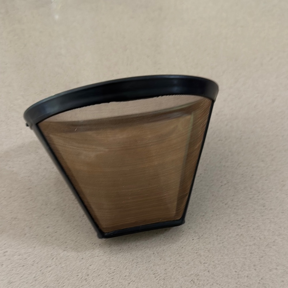 Cuisinart Gold and Black Coffee Filter